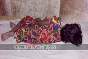 আর কত চুপ থাকবি নারী