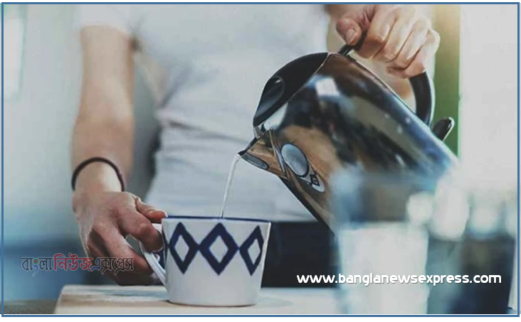 গরম পানি পান করার উপকারিতা,গরম পানি পানে মিলবে যেসব উপকার, হালকা গরম পানি পানে যেসব সমস্যা থেকে মুক্তি